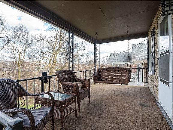 2nd image of 1036 Fordham Ave