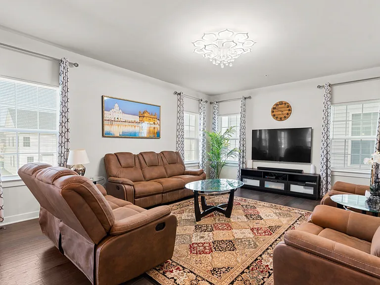 4413 Arbor Wood Ct — Photo 9