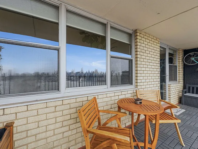 6040 Boulevard East #23F — Photo 19