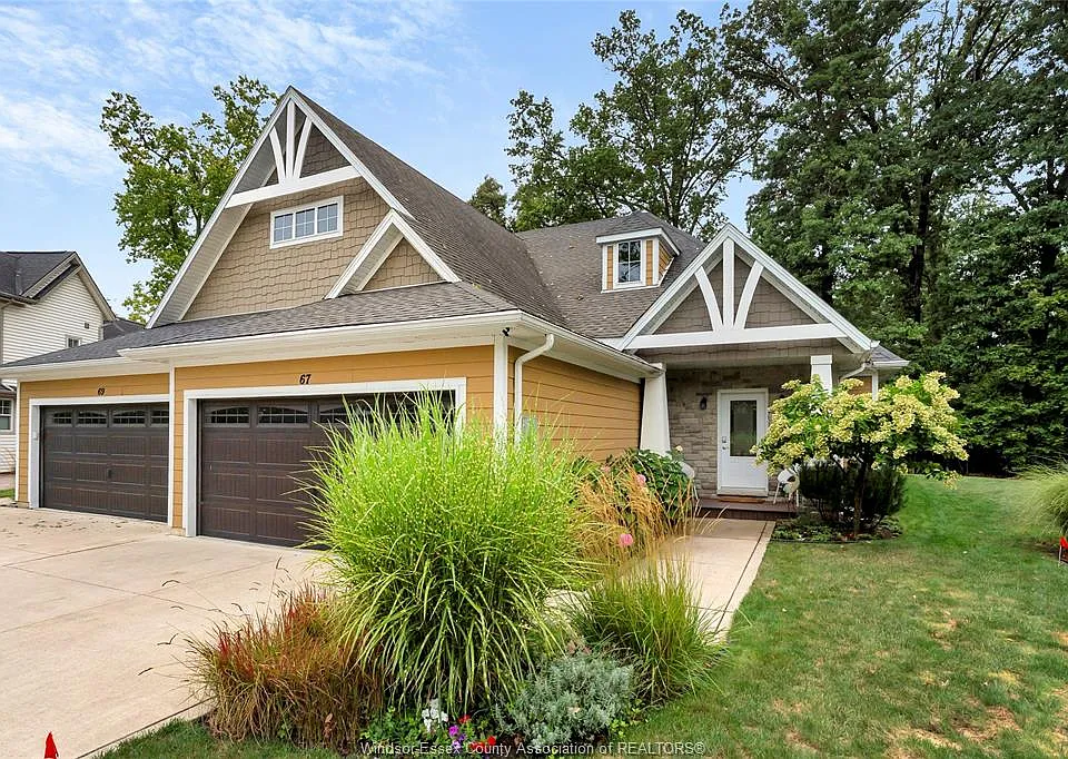 67 Red Oak Cres