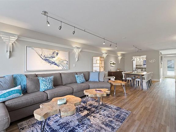 5th image of 3330 Gulf Of Mexico Dr Unit 104-D