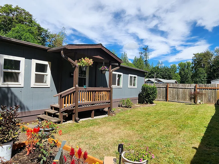 1041 NE Old Belfair Hwy — Photo 1