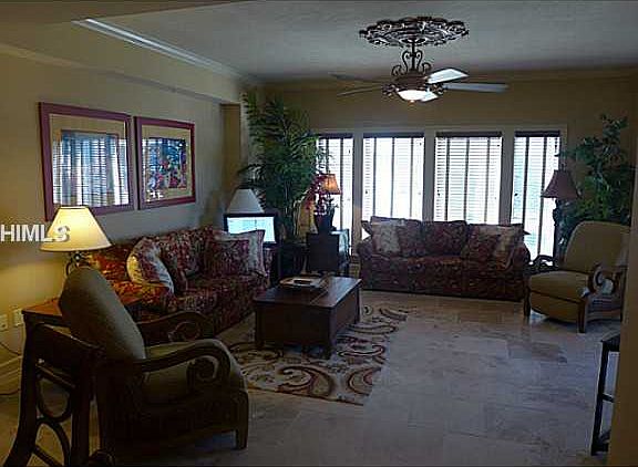 4th image of 9 Shelter Cove Ln