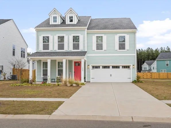 1420 Homecoming Blvd, Ravenel, SC 29470