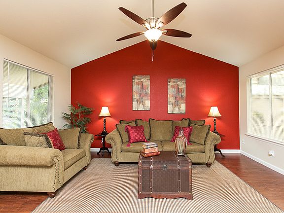 Spacious Living Room with Hi