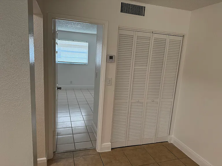 241 SE 9th Ave #203 — Photo 8