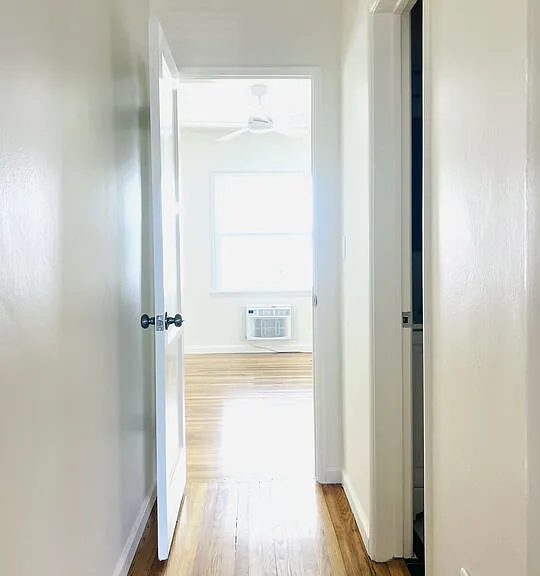 1860 N Alexandria Ave #1884 — Photo 21