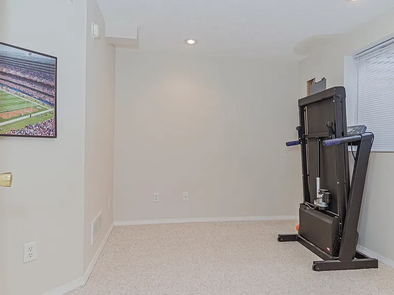 244 Parktrail Rd — Photo 28