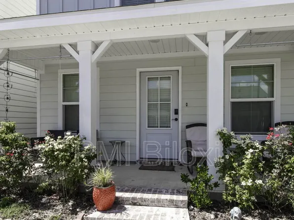 143 Coral Breeze Dr, Biloxi, MS 39531