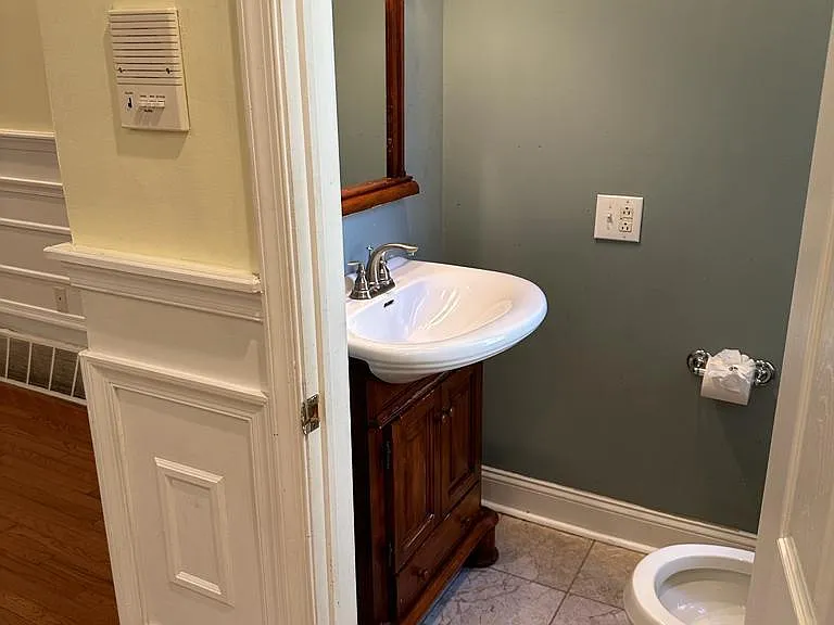 4515 Sansom St — Photo 18