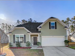 2030 Triple Crown Ln, Ridgeville, SC 29472