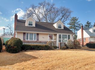 1611 Lydia Ave, Elmont, NY 11003