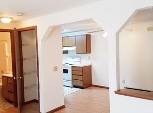 2130 Muir Field Rd APT 5, Madison, WI 53719