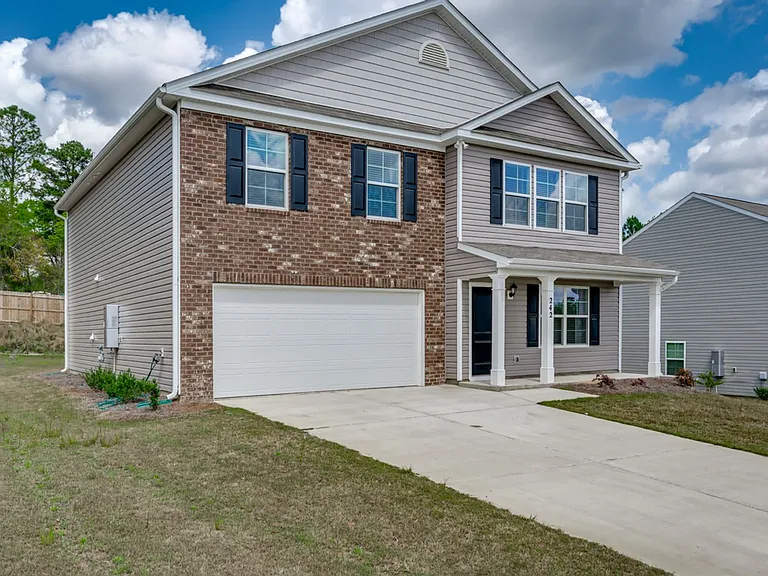 242 Carrington Dr — Photo 5