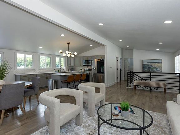 4th image of 1170 Susan Rd