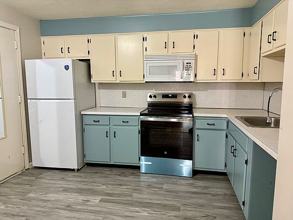 4th image of 284 Codman Hill Rd APT 21B