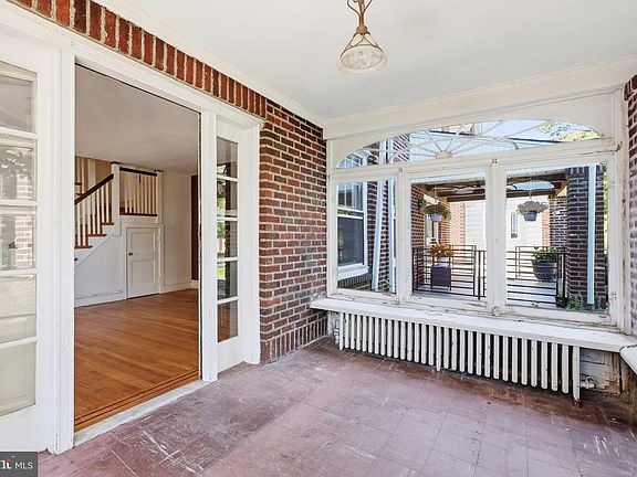 4th image of 1210 Haworth St