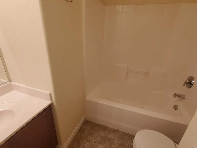 Full Bathroom - Upstairs