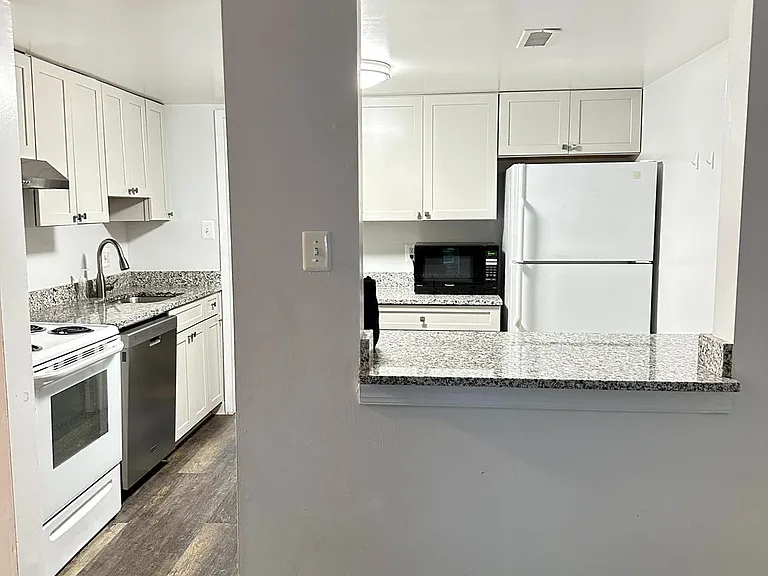 1768 Ivy Oak Sq #38 — Photo 3