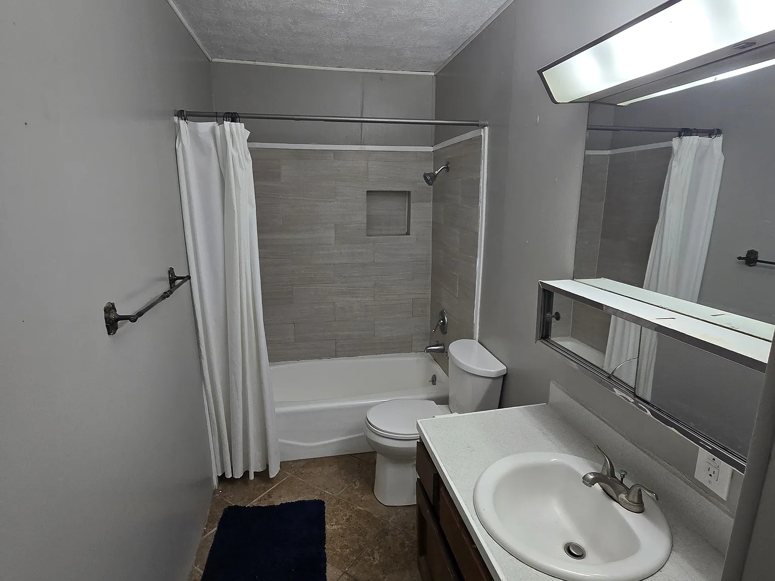 6255 Warren St — Photo 2