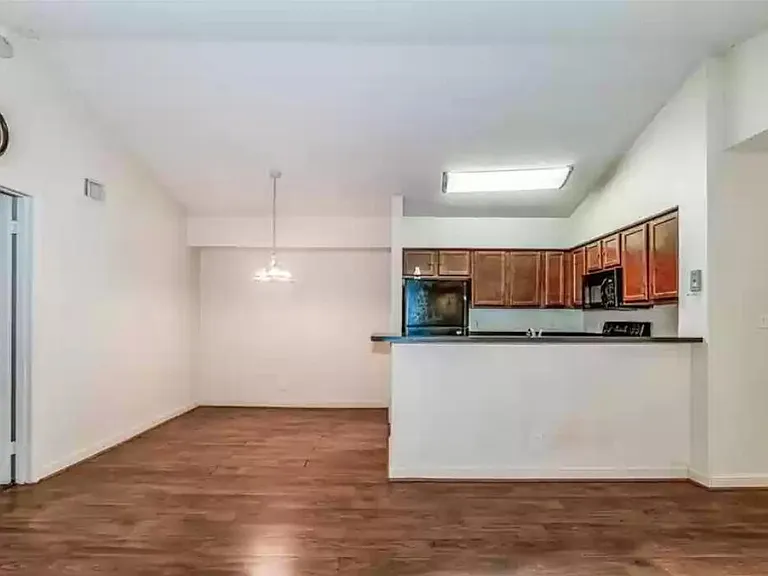 7630 Westwood Dr #313 — Photo 13