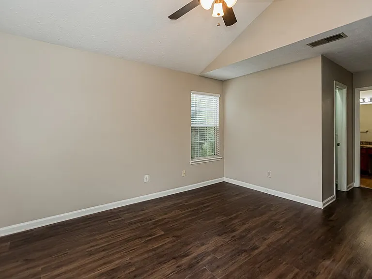 4878 Noah Rdg — Photo 10