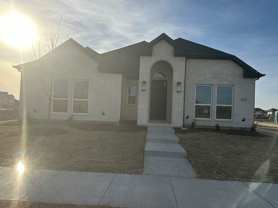 1st image of 8753 Amethyst Ln
