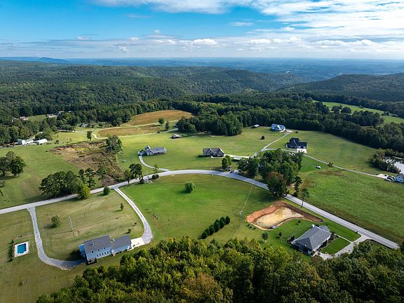 2nd image of 13103 Jones Gap Rd