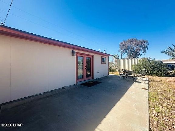 3rd image of 27610 Stone Ave