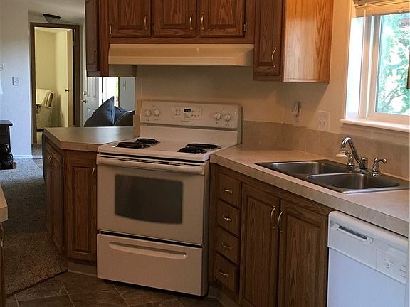 3rd image of 19320 100th Avenue Ct E #30