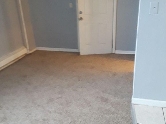 3rd image of 2 Long St APT 1R
