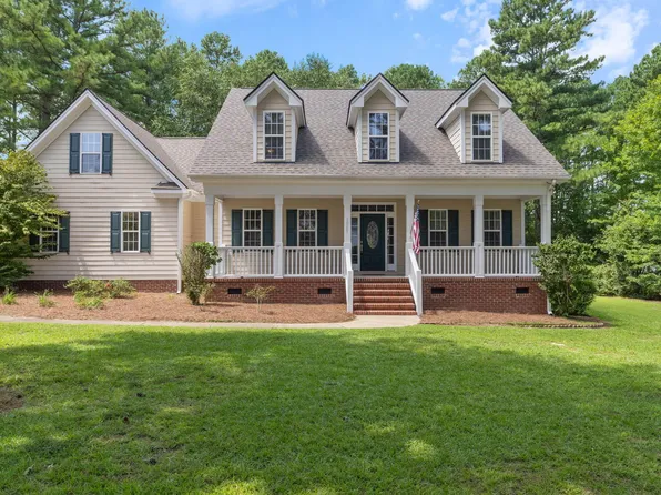 1007 Swift Creek Dr, Clayton, NC 27520