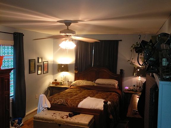 2nd image of 726 S Sweetbriar Ave