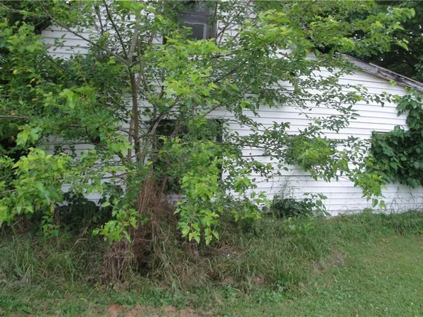 118 Garden St, Creston, OH 44217