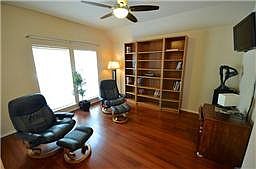4th image of 3802 Eastland Lake Dr