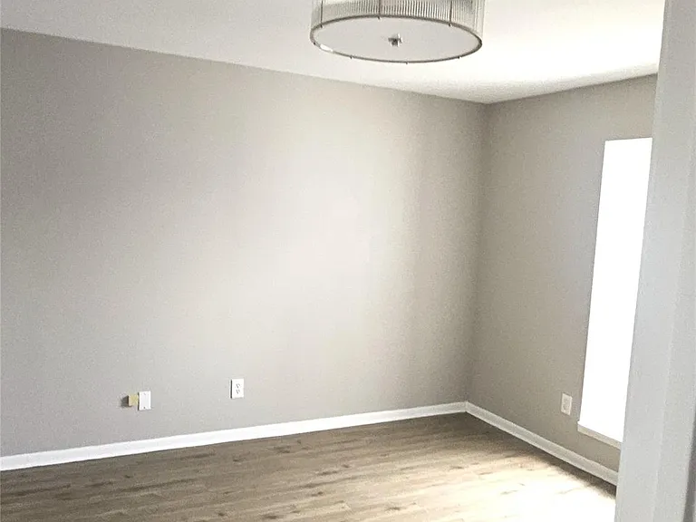 3025 Walnut Bend Ln #35 — Photo 6