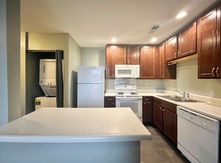 1515 S 39th St #1517-A, Saint Louis, MO 63110