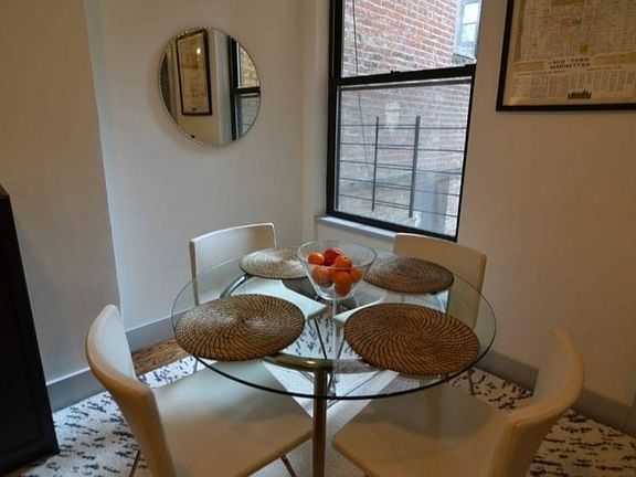 3rd image of 164 Underhill Ave #4F
