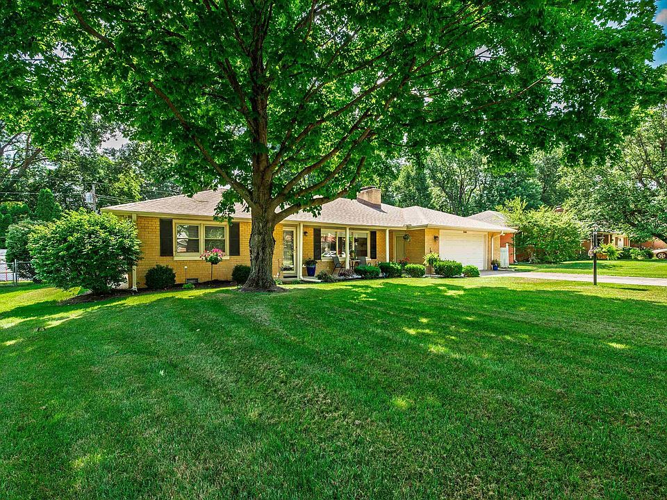 1st image of 1306 N Bittersweet Ln