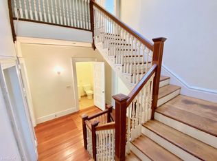 180 Naples Rd #11957076, Brookline, MA 02446
