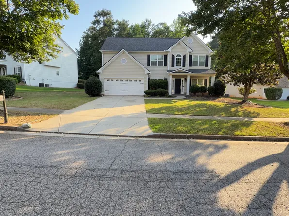 1040 Buckhorn Bnd, Locust Grove, GA 30248
