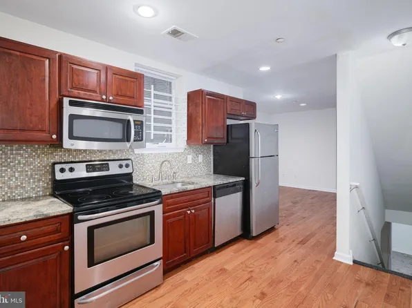 2353 N Park Ave, Philadelphia, PA 19132