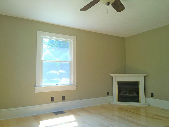 5th image of 318 W North St
