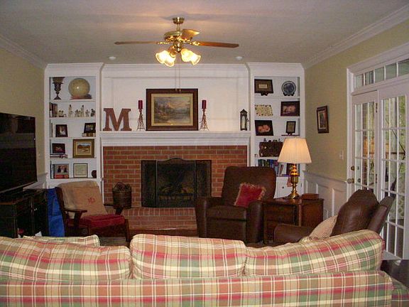 2nd image of 642 McKinnes Ct