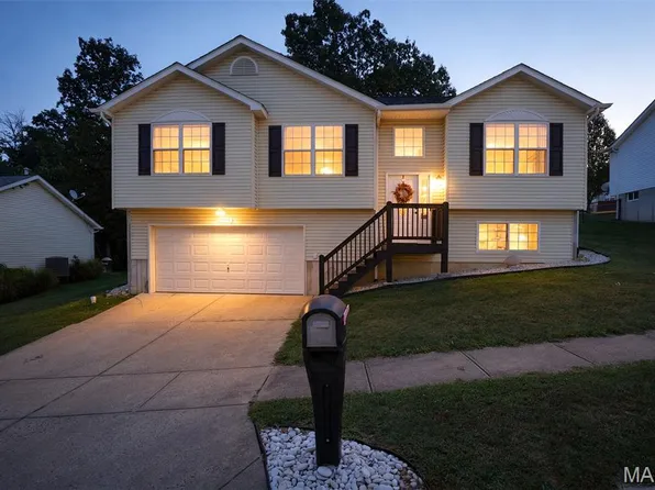 5142 Jeremiah Blvd, Hillsboro, MO 63050