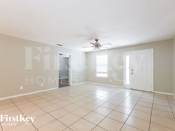 2nd image of 614 Huey St