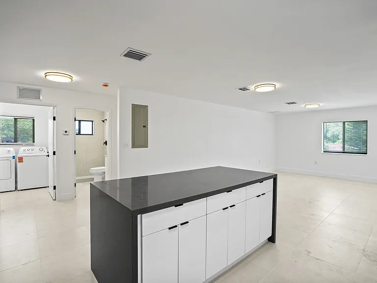 5819 NW 30th Ave #5819 — Photo 12