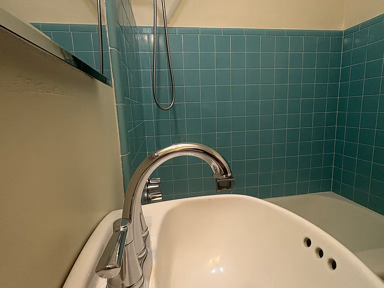 3204 N Christmas Ave — Photo 9