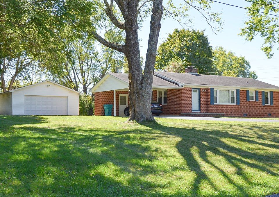 70 Sheree St, Crossville, TN 38555 | Zillow