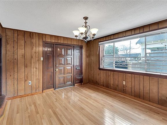 5th image of 2914 Oreilly St